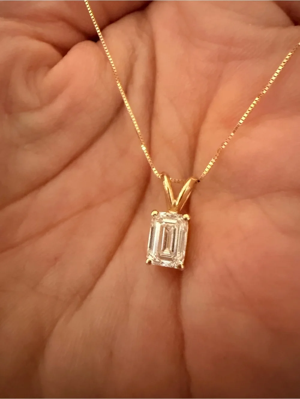 1ct Lab Grown Emerald Pendant with dainty 18” Box Chain- all 14kt Solid Gold